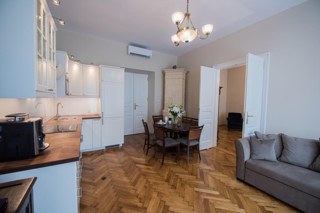 Mjz Apartments Old Town Краков Экстерьер фото