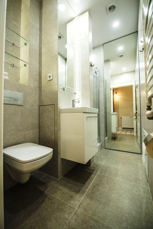 Mjz Apartments Old Town Краков Экстерьер фото