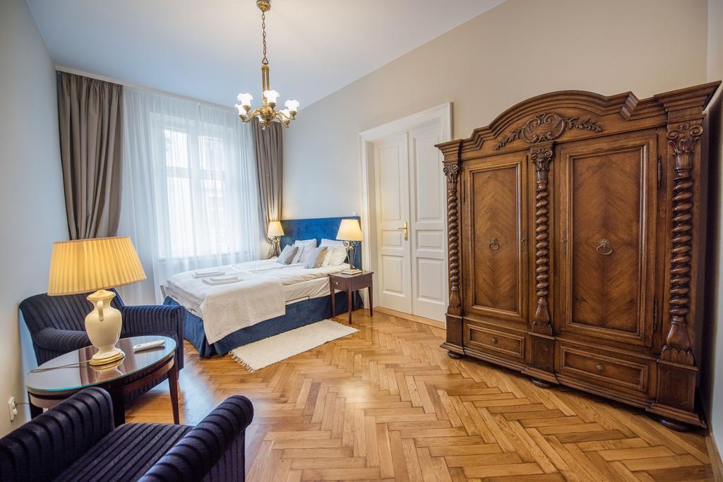 Mjz Apartments Old Town Краков Экстерьер фото