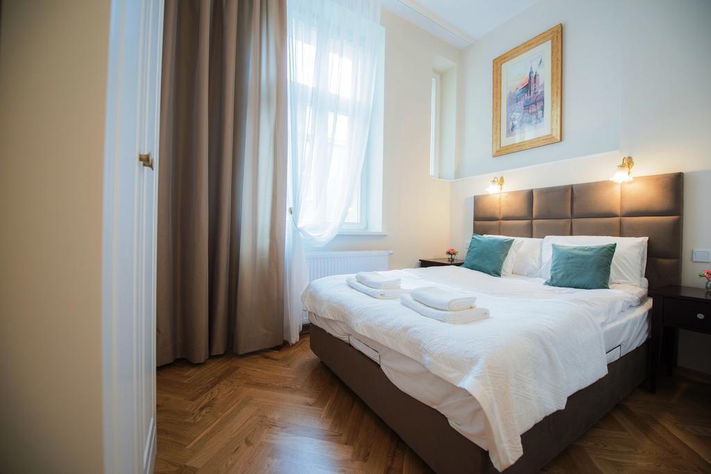 Mjz Apartments Old Town Краков Экстерьер фото