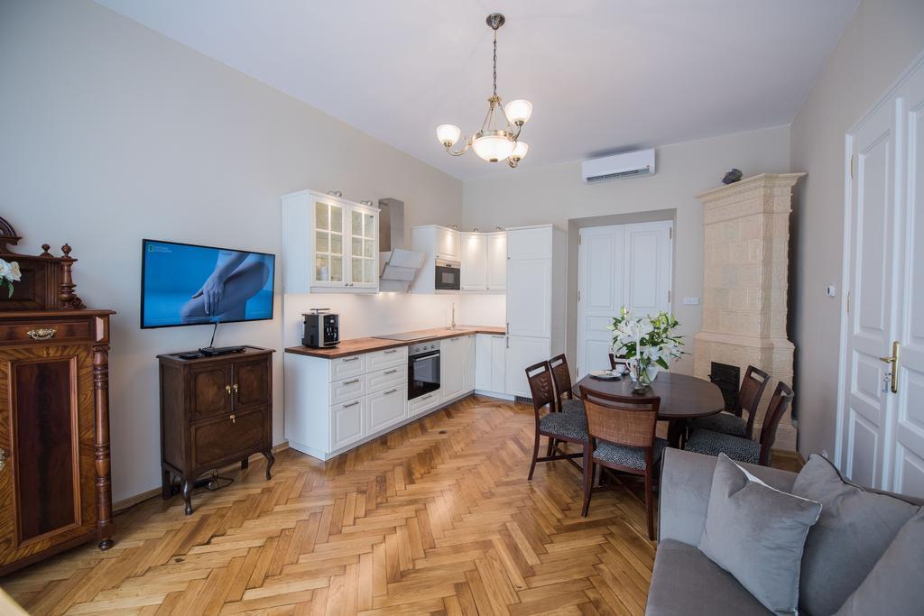 Mjz Apartments Old Town Краков Экстерьер фото
